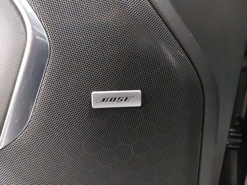 Used 2022 GMC Yukon SLT w/ SLT Luxury Package image 31