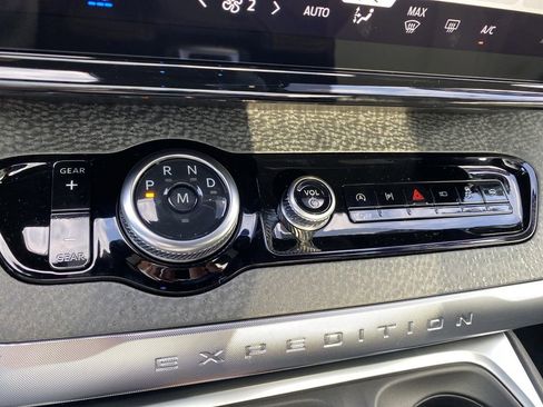 New 2025 Ford Expedition Tremor image 25