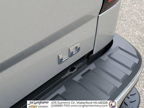 Certified 2019 Chevrolet Silverado 1500 LT w/ All Star Edition image 29