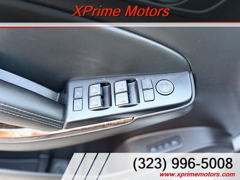 Used 2015 Chevrolet Tahoe LT RWD image 15