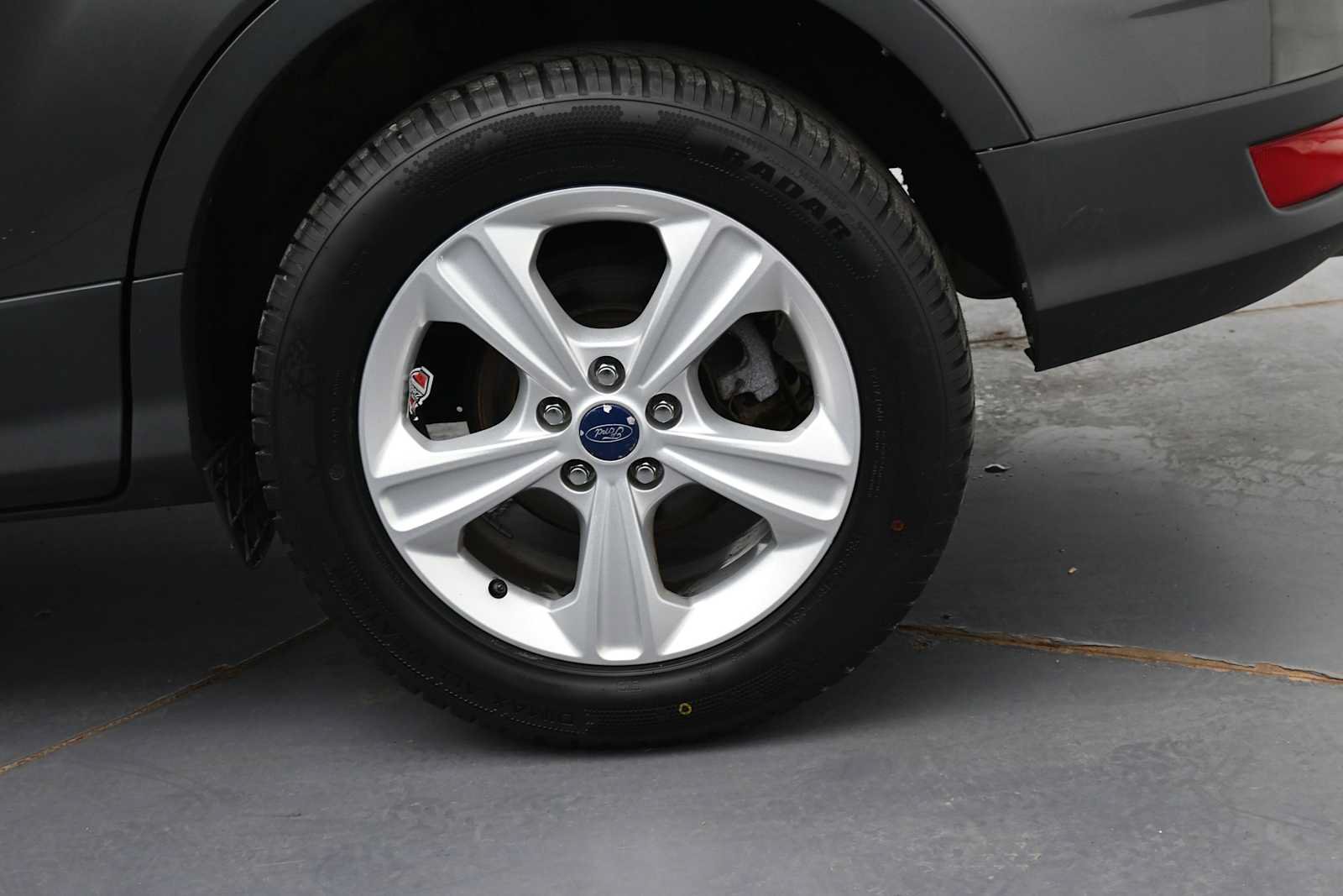 Used 2016 Ford Escape SE w/ Equipment Group 201A AWD/4WD image 5