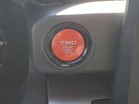 Used 2025 Toyota Tacoma TRD Off-Road AWD/4WD image 21