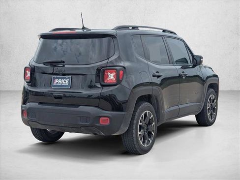 Used 2023 Jeep Renegade Latitude AWD/4WD image 5