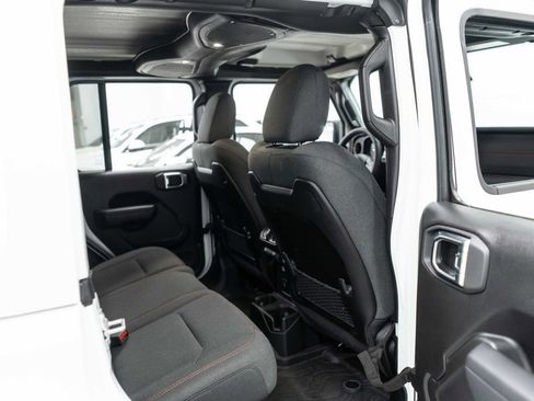 Used 2026 Jeep Wrangler Unlimited Rubicon w/ Safety Group AWD/4WD image 14
