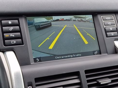 Used 2017 Land Rover Discovery Sport HSE image 20