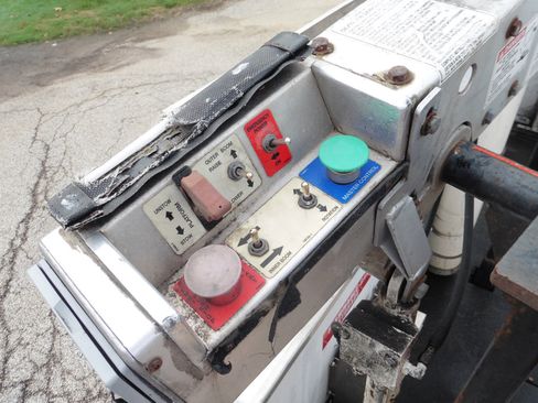 Used 2008 Ford F350 XLT image 22