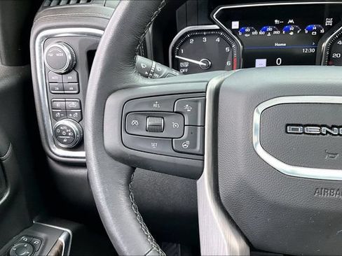 Used 2021 GMC Sierra 1500 Denali w/ Denali Ultimate Package AWD/4WD image 12