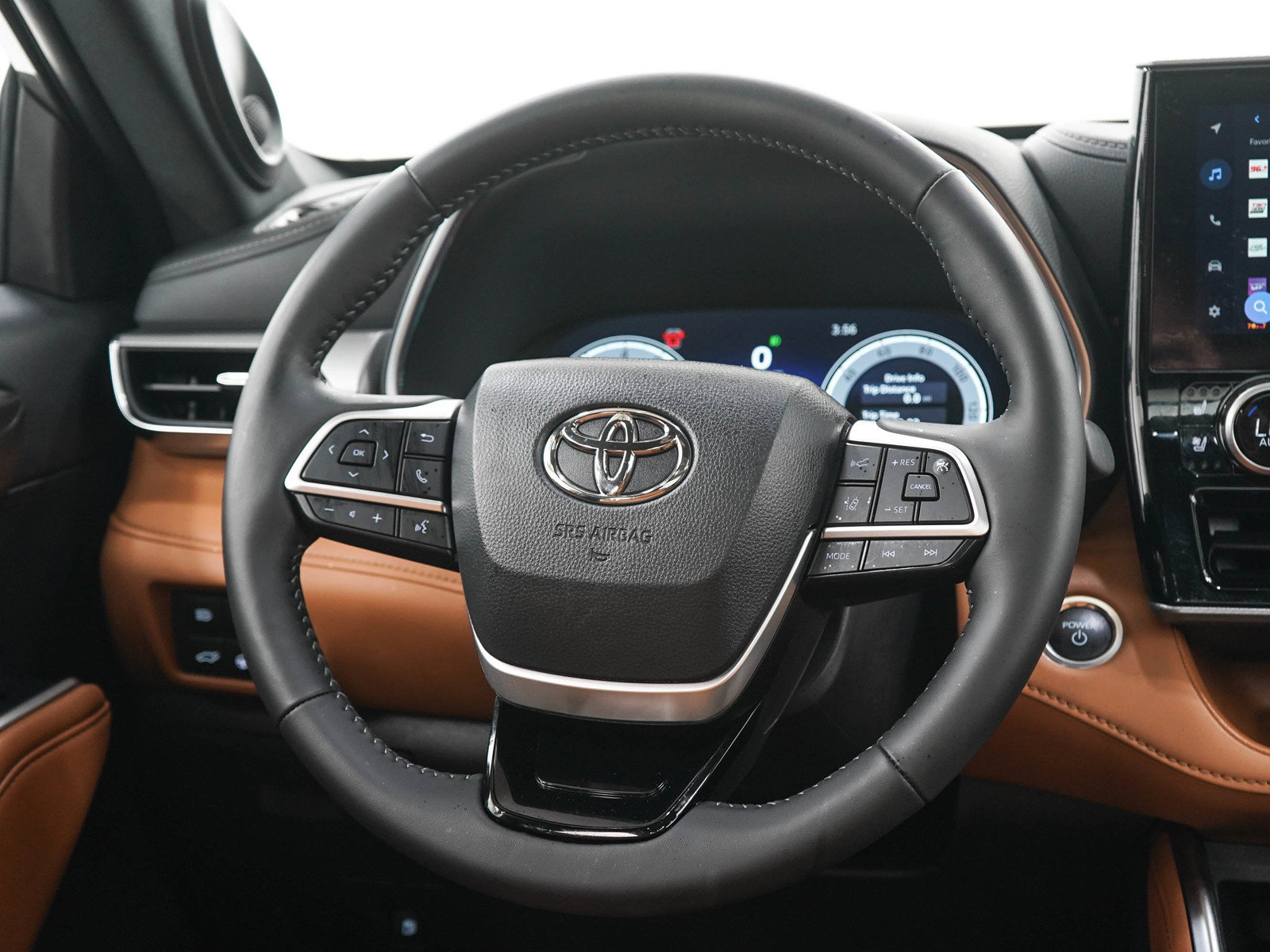 Used 2026 Toyota Highlander Platinum AWD/4WD image 19