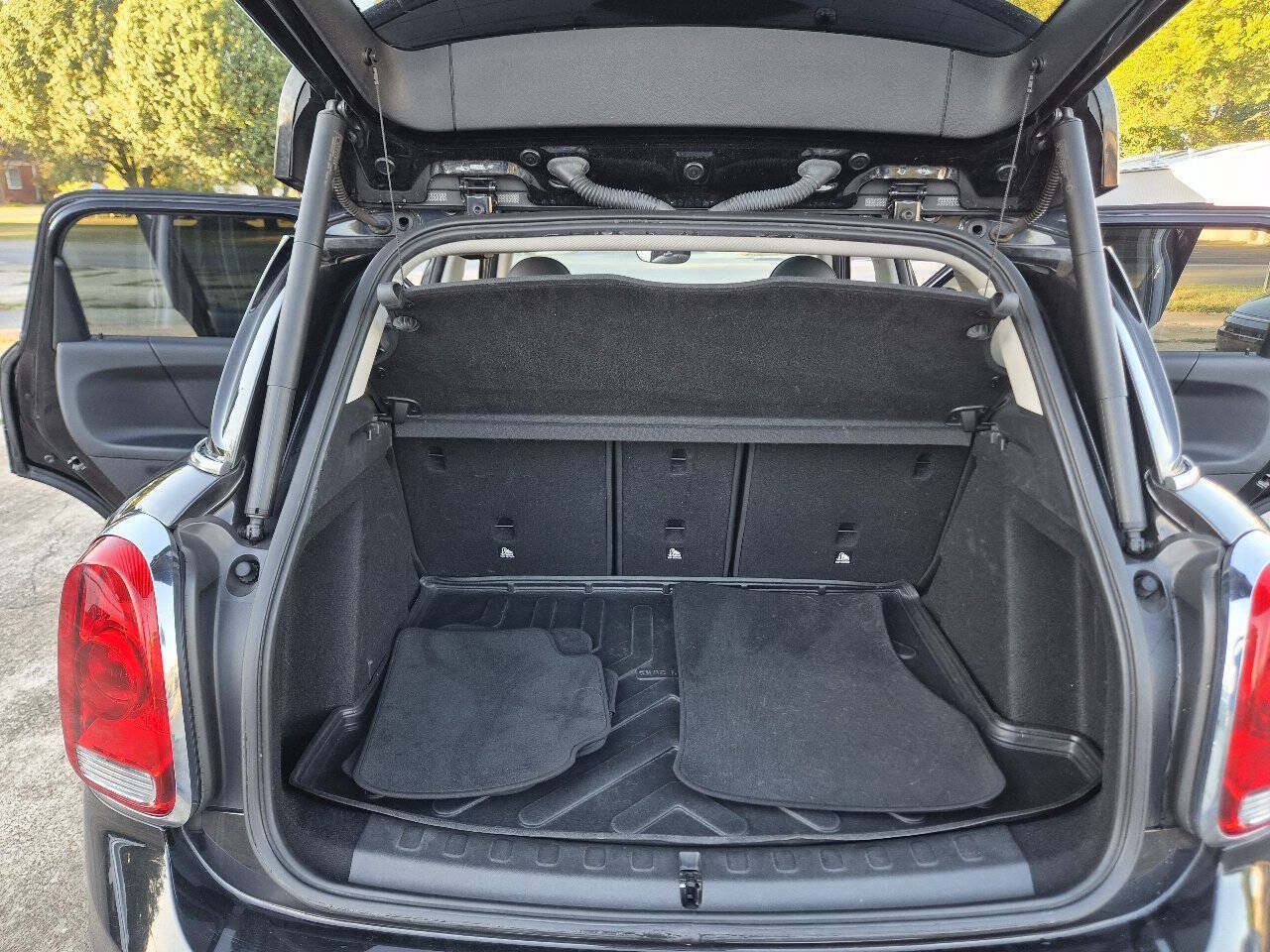 Used 2020 MINI Cooper Countryman FWD image 13