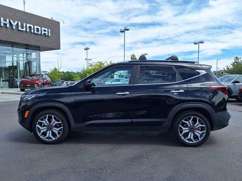 Used 2021 Kia Seltos SX w/ SX Sunroof Package AWD/4WD image 6