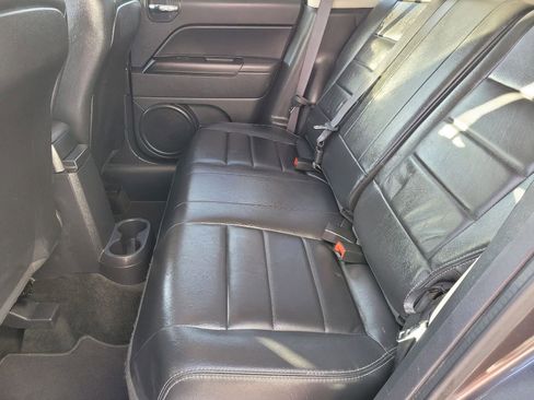 Used 2016 Jeep Patriot 4WD image 38