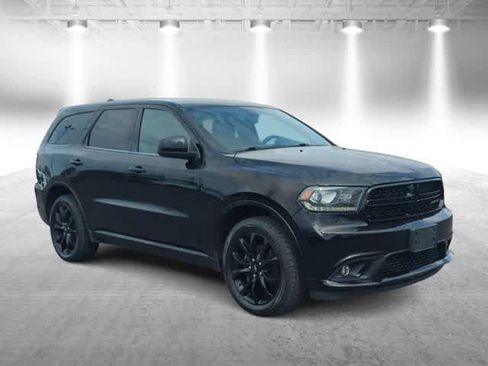 Used 2020 Dodge Durango SXT AWD/4WD image 2