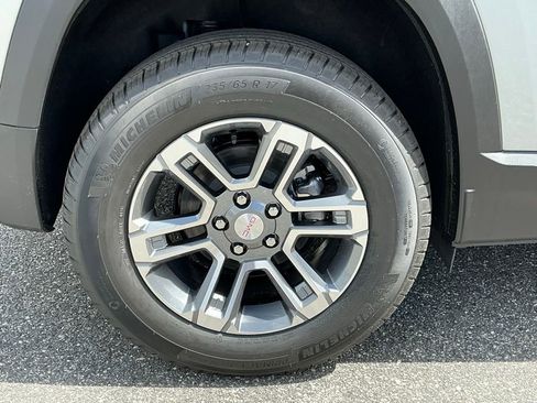 New 2026 GMC Terrain Elevation image 18