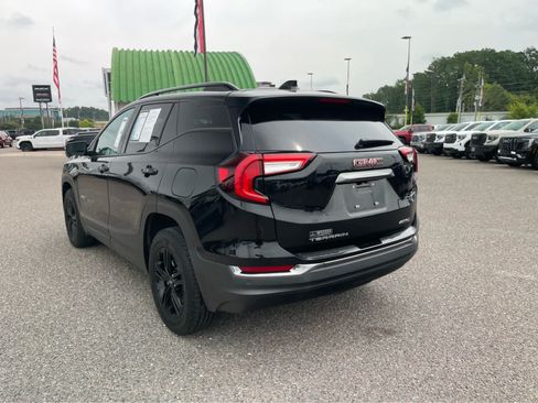 Used 2024 GMC Terrain AT4 AWD/4WD image 15