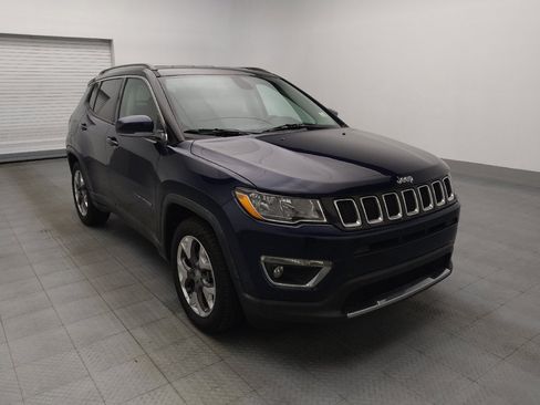 Used 2019 Jeep Compass Limited FWD image 13