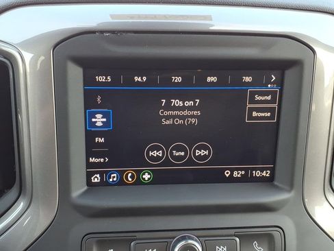 Used 2023 Chevrolet Silverado 1500 Custom w/ LPO, Dark Essentials Package AWD/4WD image 17