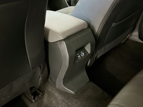 Used 2024 Subaru Crosstrek 2.5i Sport image 28