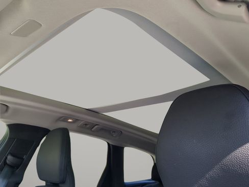 Used 2025 Volvo XC60 B5 Plus image 50