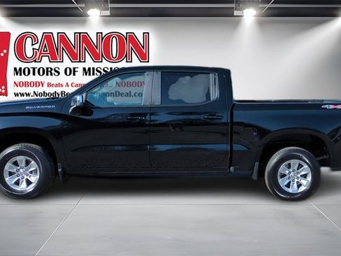 Used 2025 Chevrolet Silverado 1500 LT image 8