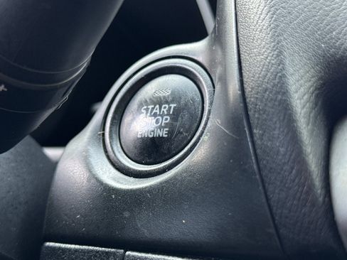Used 2017 MAZDA MAZDA3 Touring FWD image 17