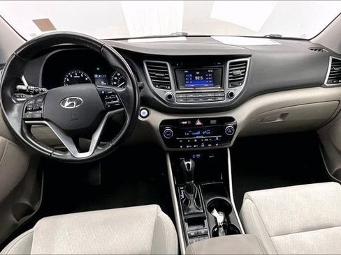Used 2017 Hyundai Tucson Value AWD/4WD image 15