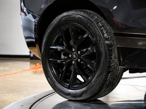 Used 2024 Land Rover Range Rover Velar Dynamic SE image 60