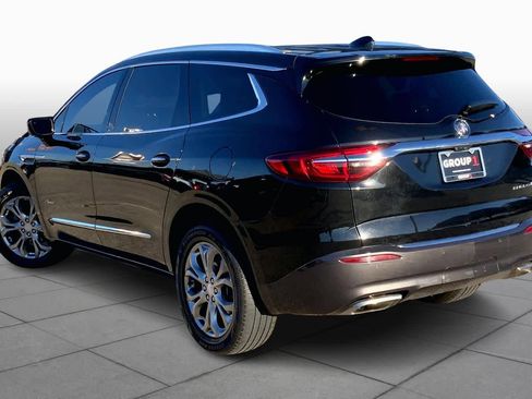 Used 2019 Buick Enclave Avenir image 10