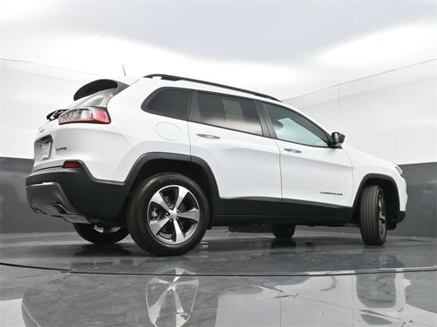 Used 2022 Jeep Cherokee Limited image 29