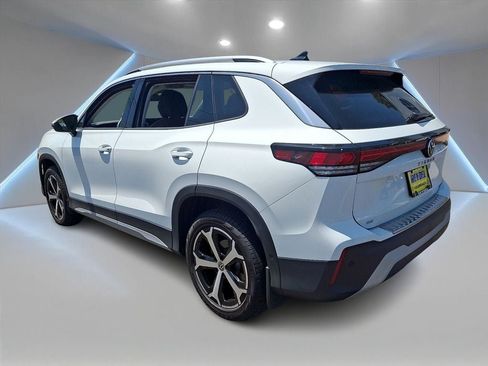 Used 2026 Volkswagen Tiguan SE w/ Panoramic Sunroof Package AWD/4WD image 6