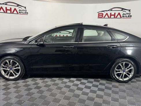 Used 2020 Ford Fusion SEL FWD image 3