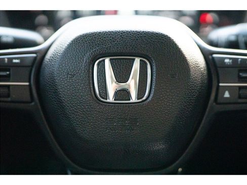 Used 2025 Honda Accord SE image 9