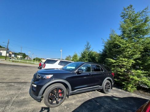 Used 2021 Ford Explorer ST w/ Equipment Group 401A AWD/4WD image 4