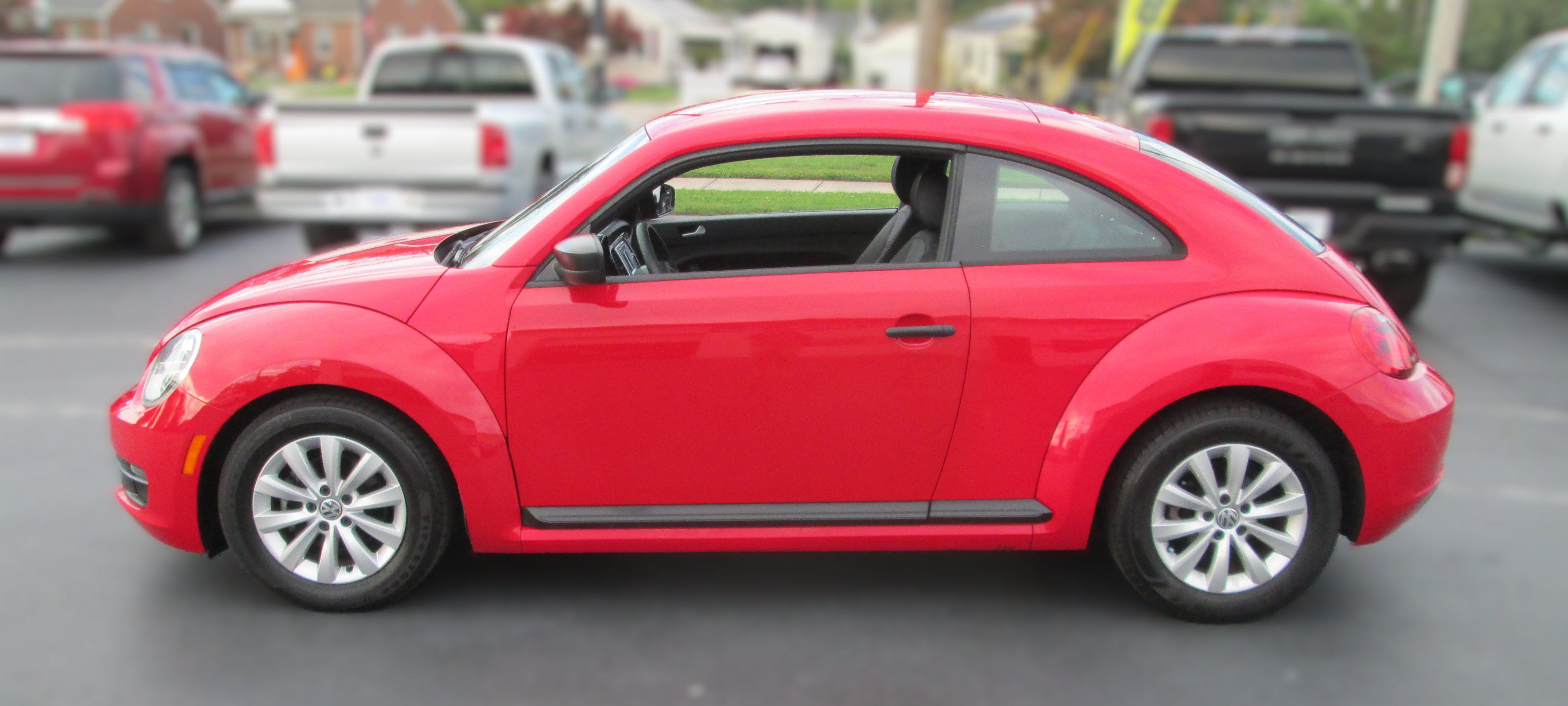 Used 2016 Volkswagen Beetle 1.8T S FWD image 4