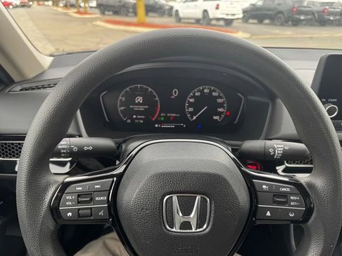 Used 2025 Honda Civic LX image 21