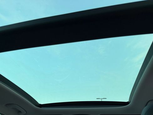 Certified 2023 Hyundai Tucson Limited w/ Cargo Package image 33