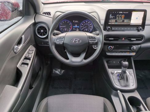 Used 2023 Hyundai Kona SEL w/ Convenience Package image 16