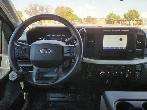 Used 2023 Ford F250 XL w/ XL Off-Road Package image 6