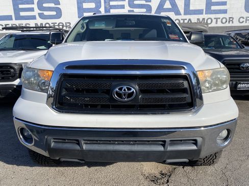 Used 2013 Toyota Tundra 2WD CrewMax w/ Tow Pkg image 3