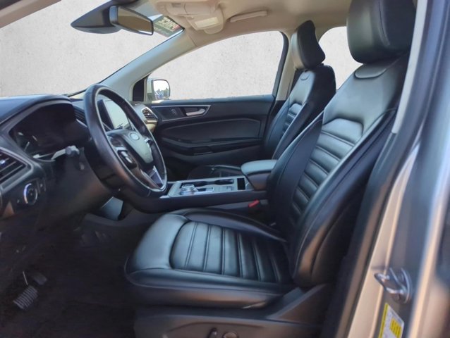 Used 2024 Ford Edge SEL AWD/4WD image 16