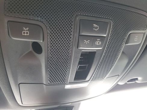 Used 2019 Mercedes-Benz GLA 250 4MATIC image 28