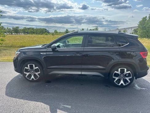 Used 2022 Volkswagen Taos SEL AWD/4WD image 7