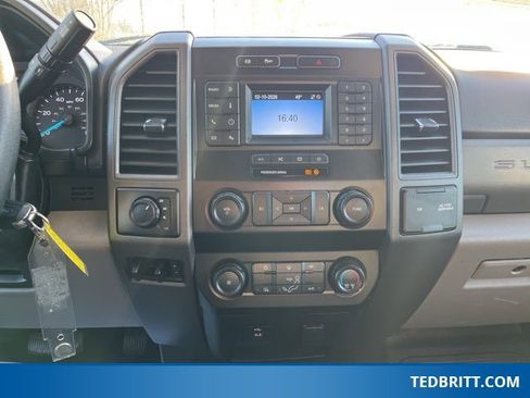 Used 2020 Ford F550 4x4 Regular Cab Super Duty image 23