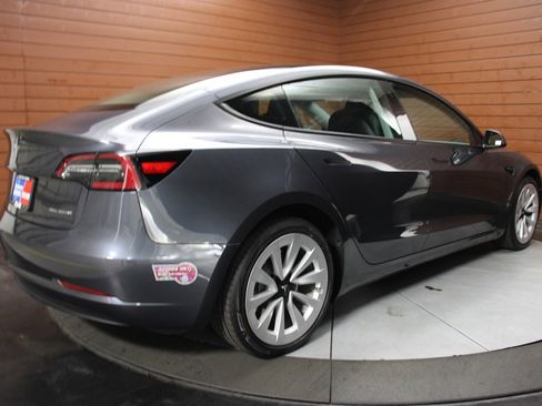 Used 2023 Tesla Model 3 Long Range image 17