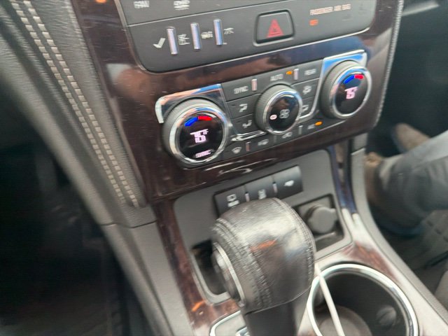 Used 2017 Chevrolet Traverse LT w/ Traveler's Package FWD image 10
