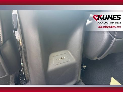Used 2024 Buick Envision Preferred AWD/4WD image 37