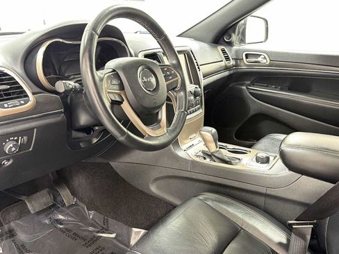 Used 2016 Jeep Grand Cherokee Limited AWD/4WD image 12