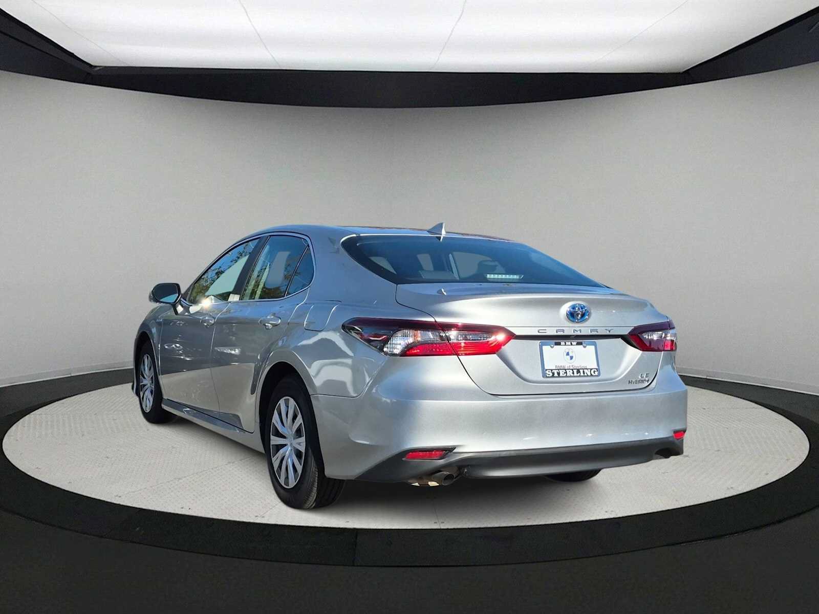 Used 2021 Toyota Camry LE FWD image 6