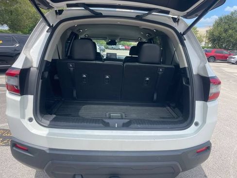 Used 2023 Honda Pilot EX-L image 7