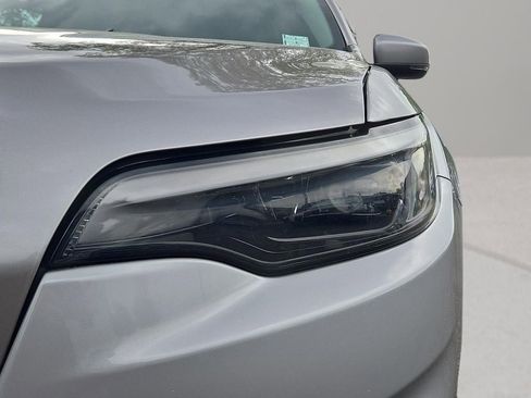 Used 2020 Jeep Cherokee Limited AWD/4WD image 9