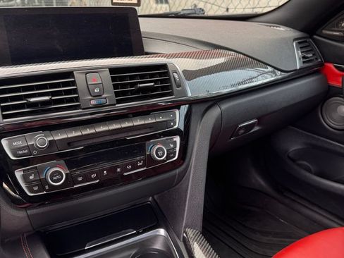 Used 2018 BMW M4 Coupe RWD image 5